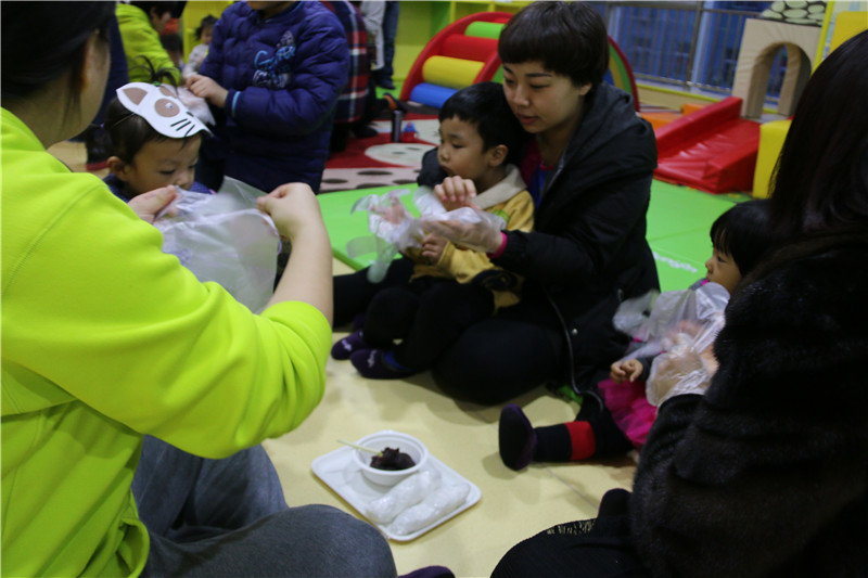 BBunion国际早教邯郸中心活动花絮:欢乐元宵节,我们在一起 BBunion国际早教邯郸中心活动花絮:欢乐元宵节,我们在一起